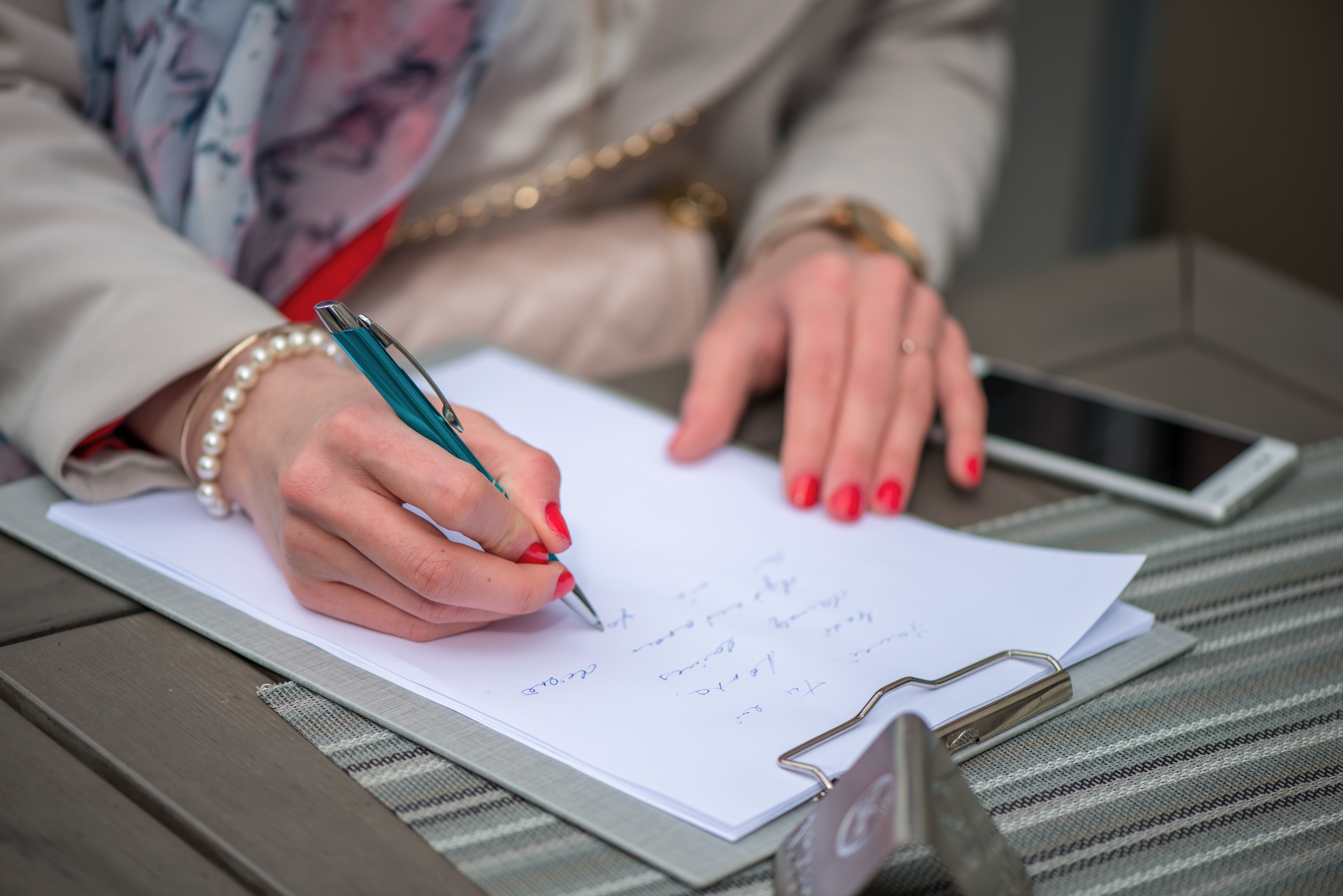 The Top Benefits of Using Mail Merge Services